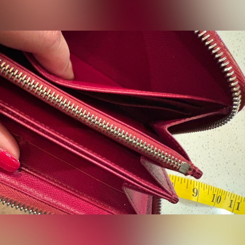 Louis Vuitton Epi Zippy Wallet FULL INCLUSION - Picture 7 of 10